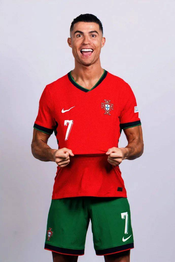 圣地亚哥身价6连跌仅剩2000万欧，和巅峰期相比缩水60%（圣地亚哥身价六连降至2000万欧，较巅峰缩水六成）