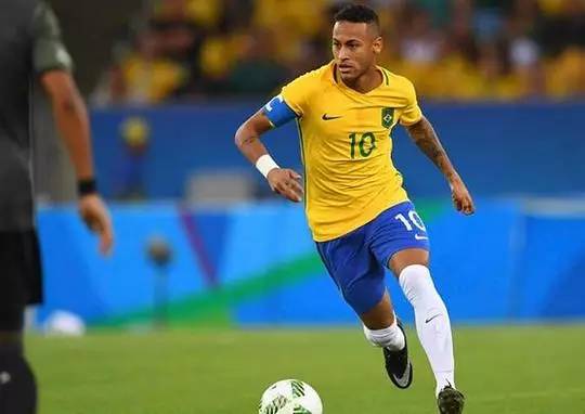 复出传射建功，内马尔率领桑托斯逃离降级区