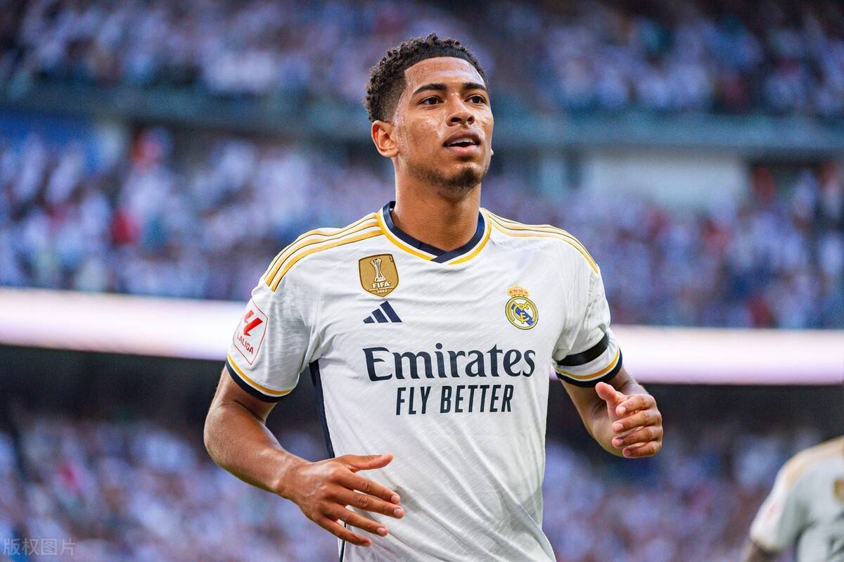 枪手铸就钢铁防线！108场不崩盘创英超新纪录（阿森纳防线如铁！连续108场零崩盘创英超新纪录）