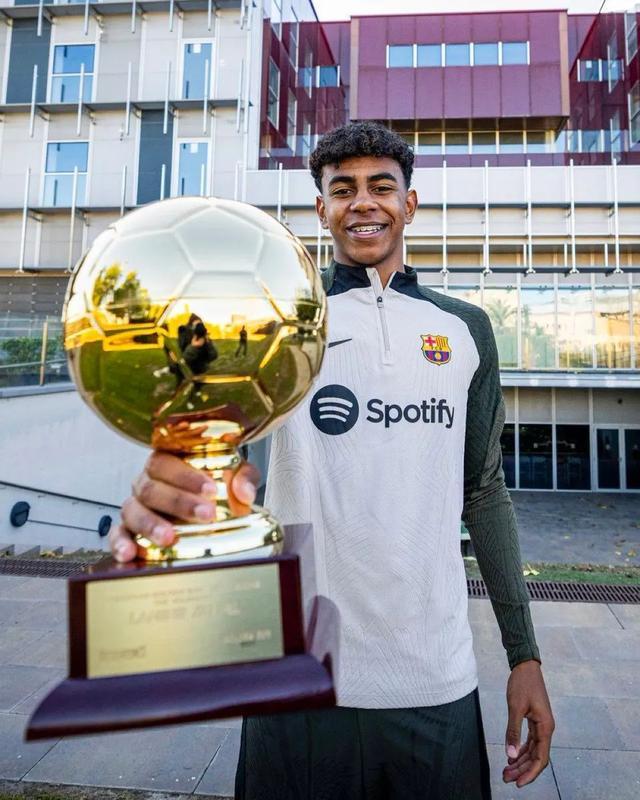 法国近4次世界杯小组赛对阵非洲球队3负1胜，02年不敌塞内加尔