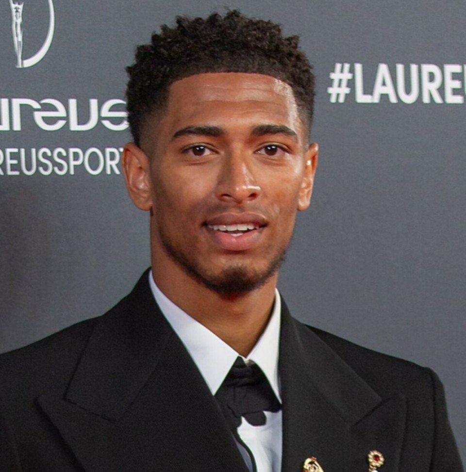 官方：荣昊加盟广东吴川青年，参加广东省足球超级联赛四强赛（官宣：荣昊签约广东吴川青年队，将出战广东省足球超级联赛四强赛）